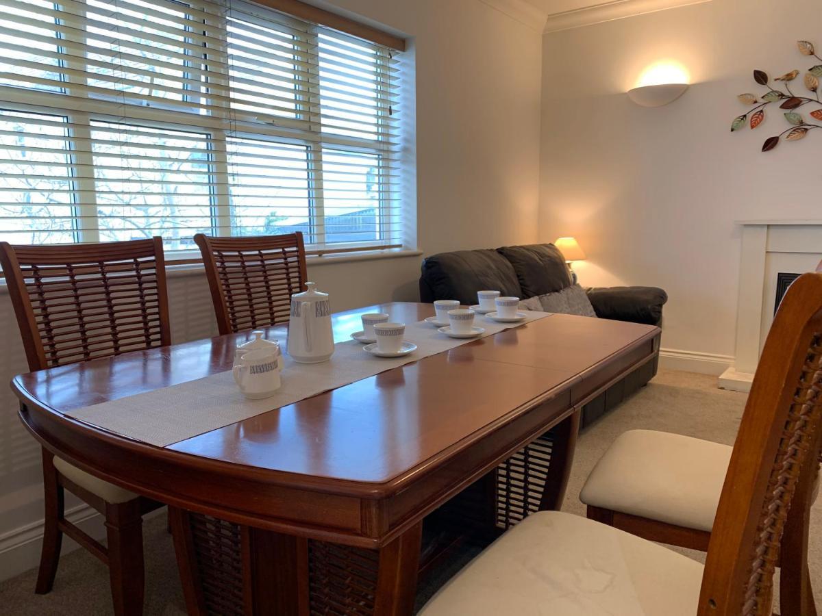 Bournemouth Beachfront Retreat 3 Bedroom 3 Bathroom Seaside B&B With Free Parking Exterior foto