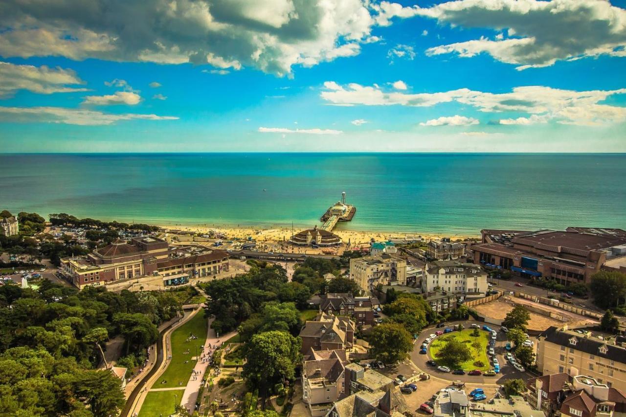 Bournemouth Beachfront Retreat 3 Bedroom 3 Bathroom Seaside B&B With Free Parking Exterior foto