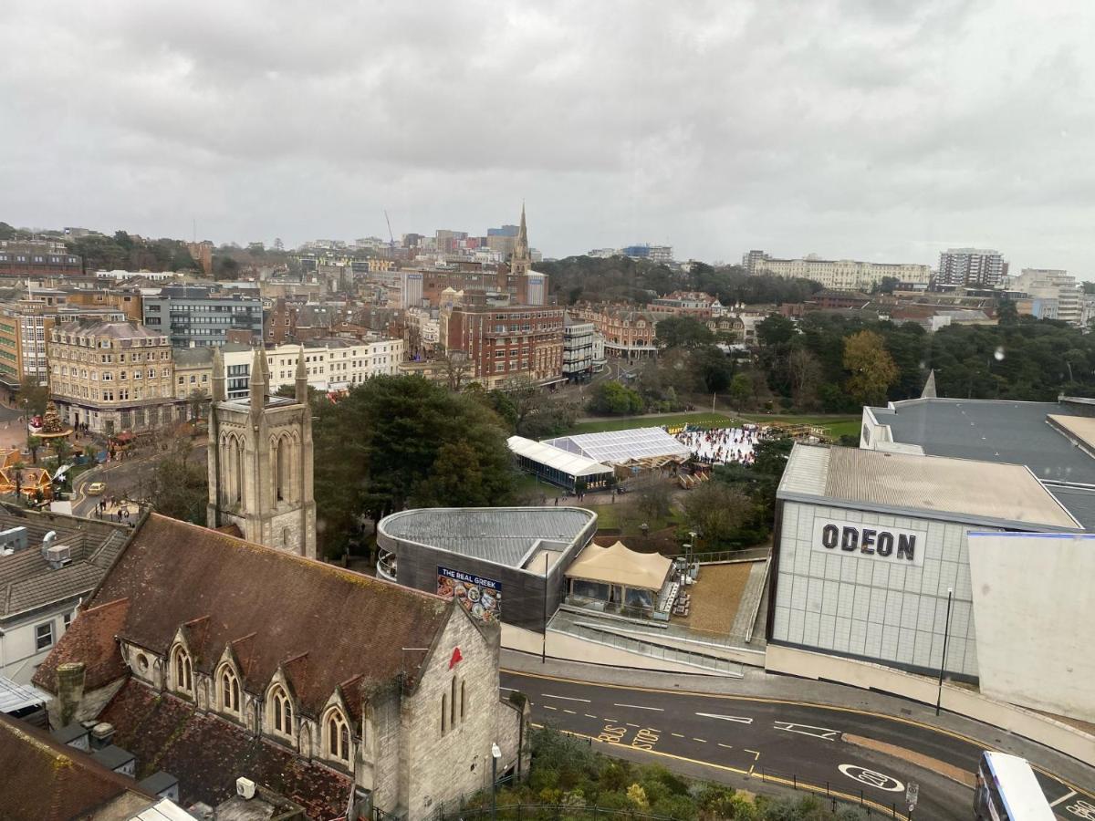 Bournemouth Beachfront Retreat 3 Bedroom 3 Bathroom Seaside B&B With Free Parking Exterior foto